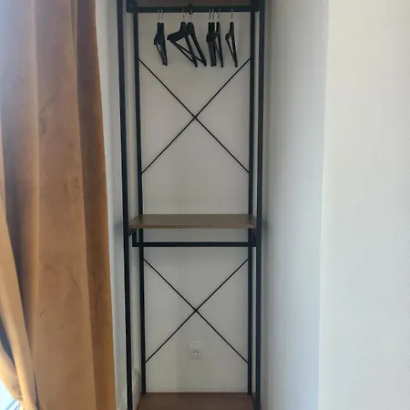 Lägenhet Suite R&B Avec Terrasse -5 Mins Gare - Rue Calme Dans Centre Ville *